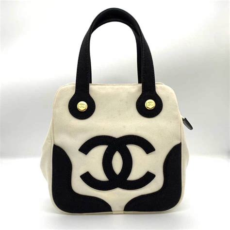 chanel marshmallow bag